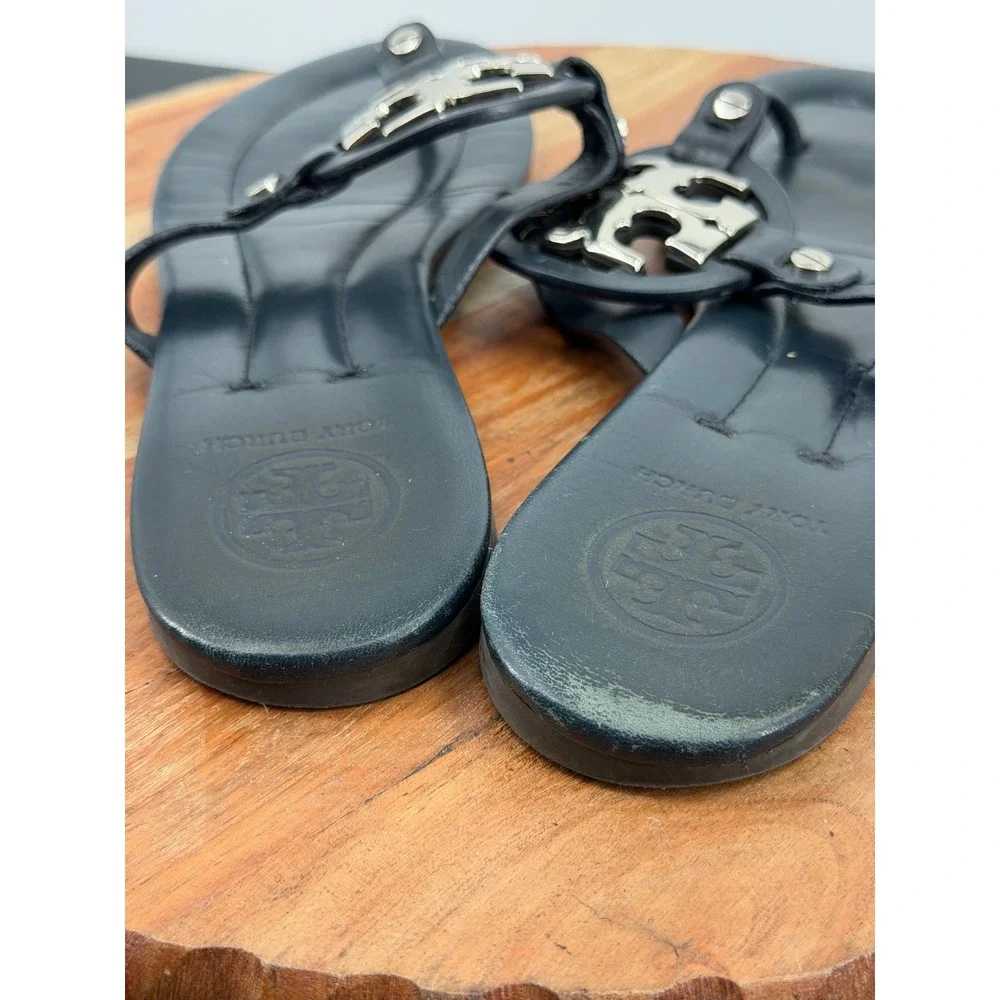 Tory Burch Miller Sandal Women Size 8.5 Black Leather Silver Logo Thong Flat